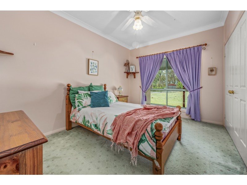 7 Grossman Place, Wallalong NSW 2320