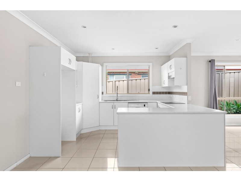 1/66 Canterbury Drive, Raworth NSW 2321
