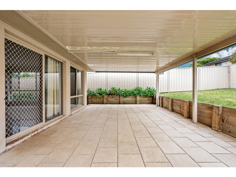 1/66 Canterbury Drive, Raworth NSW 2321