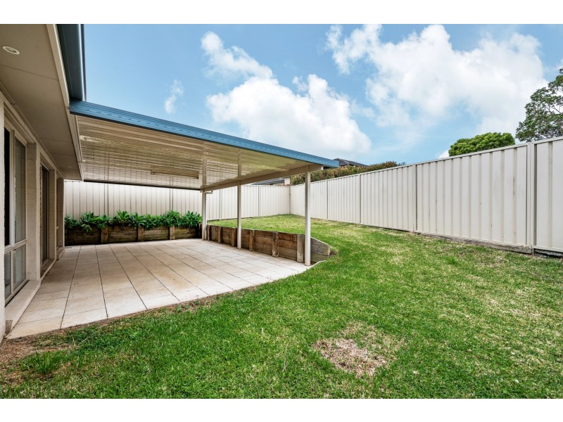 1/66 Canterbury Drive, Raworth NSW 2321