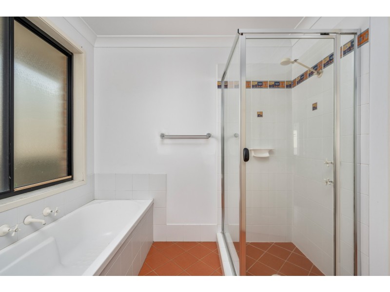 33 Jenna Drive, Raworth NSW 2321