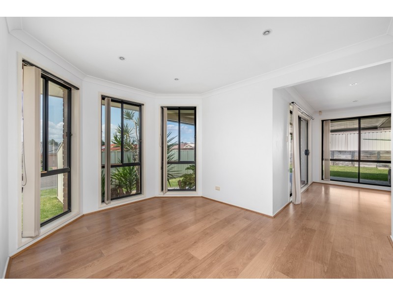 33 Jenna Drive, Raworth NSW 2321