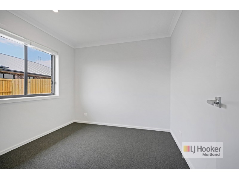 12 Wattawan Crescent, Anambah NSW 2320