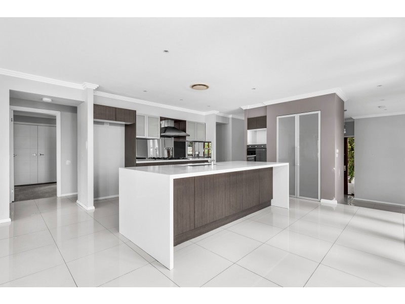 8 Champion Crescent, Gillieston Heights NSW 2321