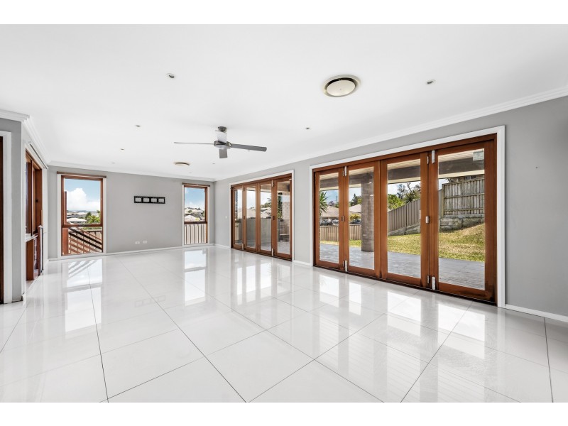 8 Champion Crescent, Gillieston Heights NSW 2321
