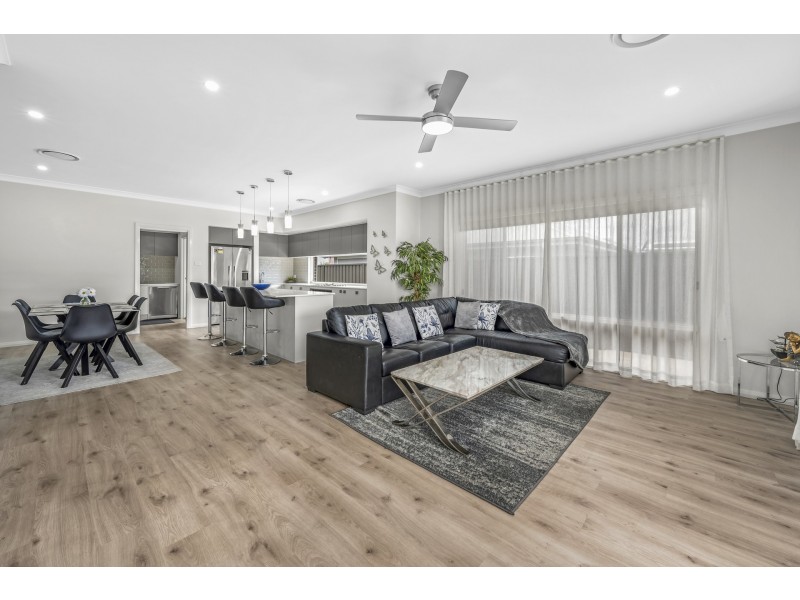 3 Riverdale Close, Rutherford NSW 2320