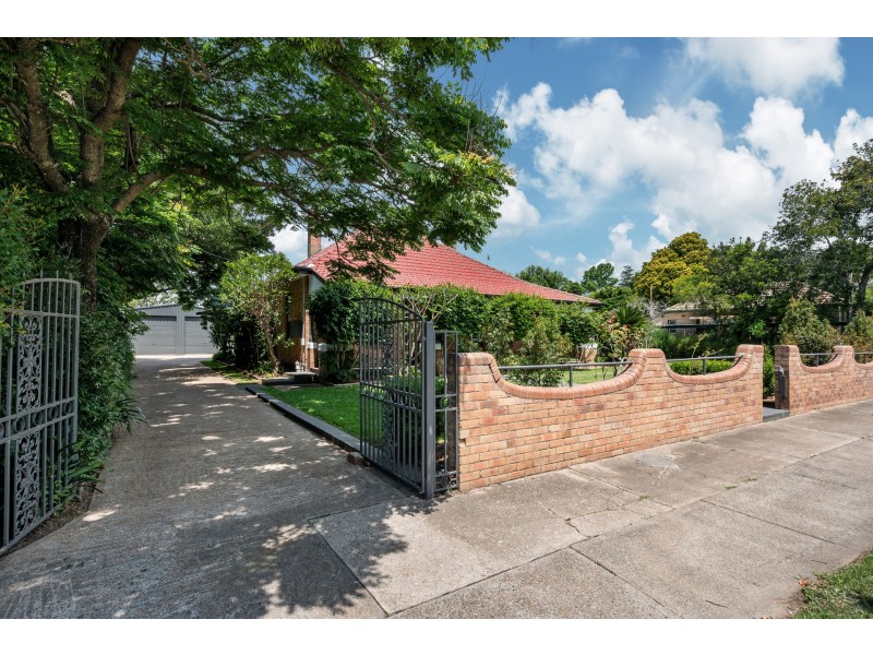 81 Belmore Road, Lorn NSW 2320