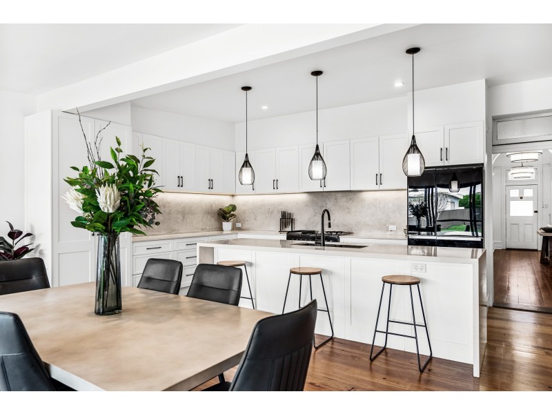 81 Belmore Road, Lorn NSW 2320