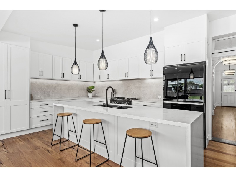 81 Belmore Road, Lorn NSW 2320