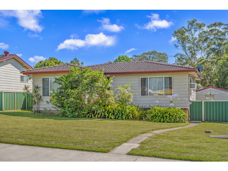 4 Wren Close, Thornton NSW 2322