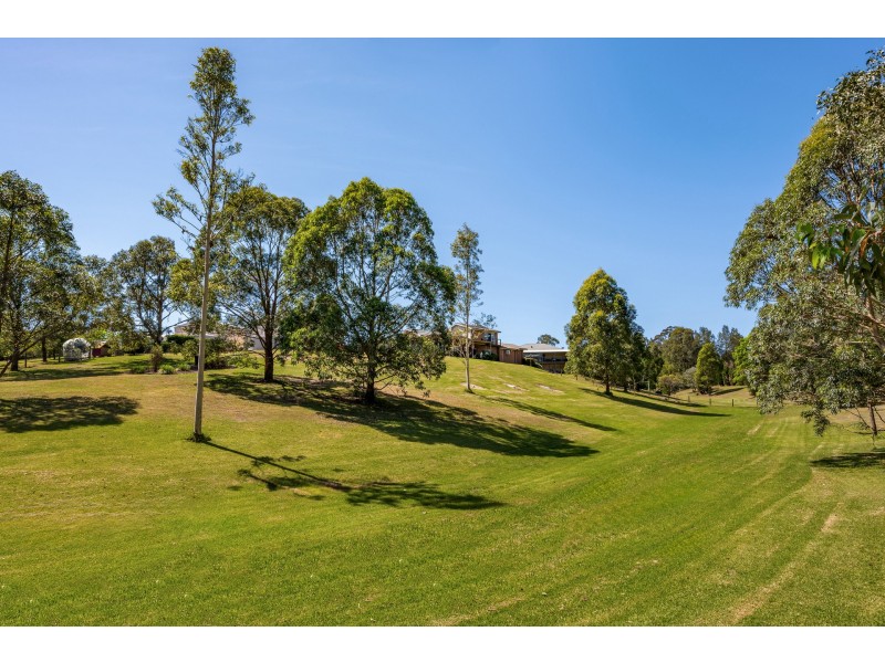11 Spoonbill Close, Aberglasslyn NSW 2320