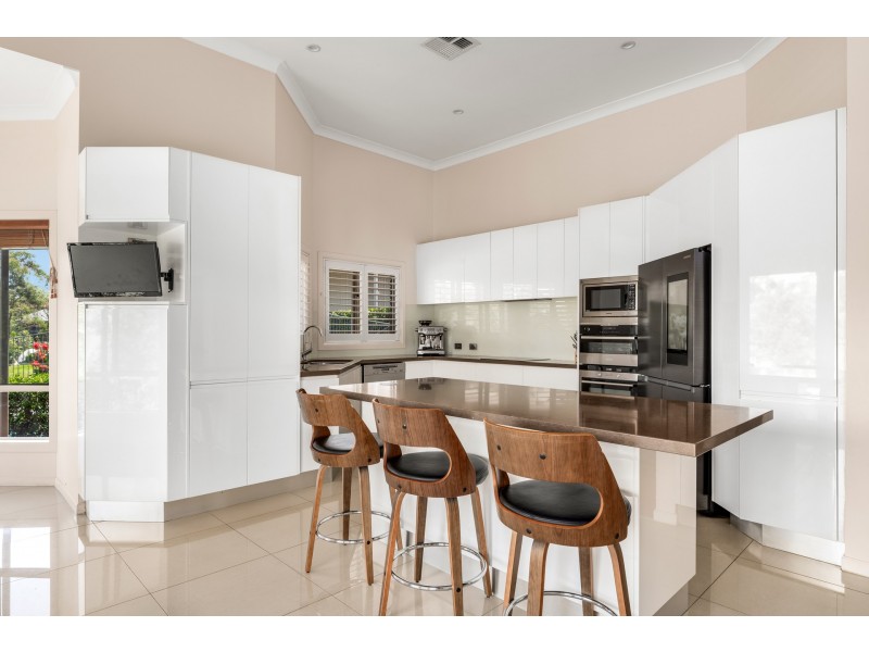 11 Spoonbill Close, Aberglasslyn NSW 2320