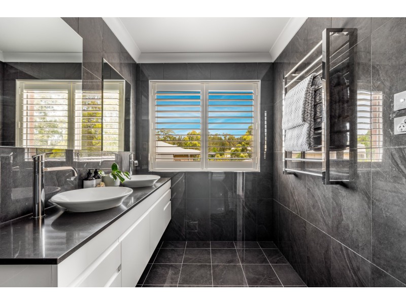 11 Spoonbill Close, Aberglasslyn NSW 2320