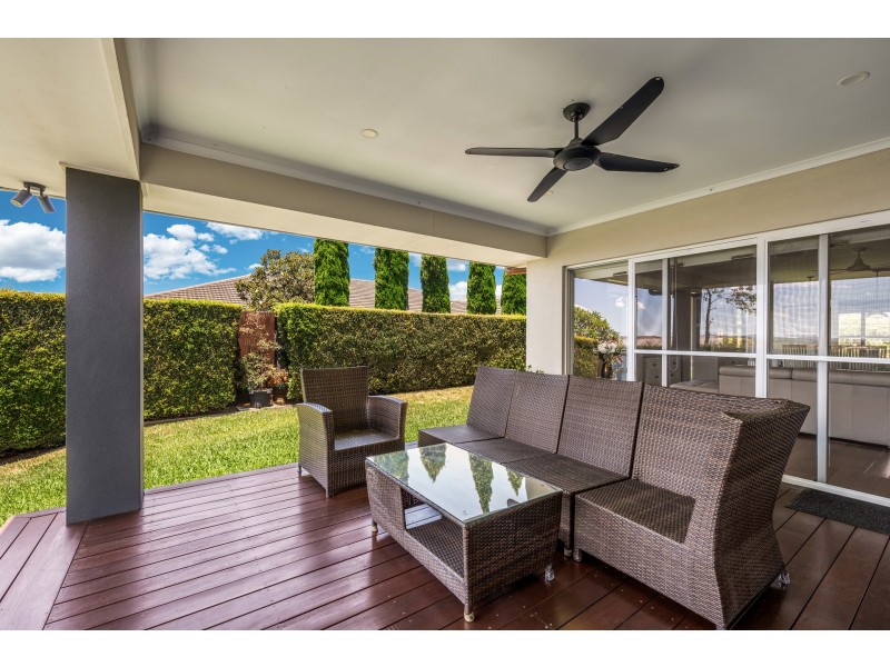 52 Stanton Drive, Raworth NSW 2321