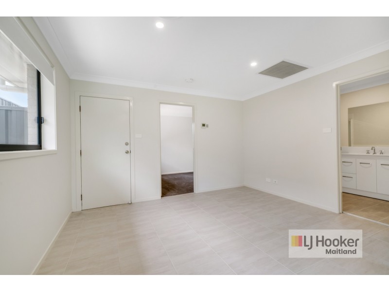 2/14 Berwick Avenue, Heddon Greta NSW 2321