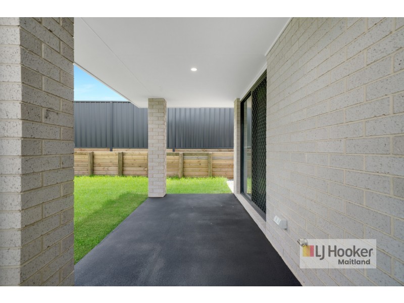 2/14 Berwick Avenue, Heddon Greta NSW 2321