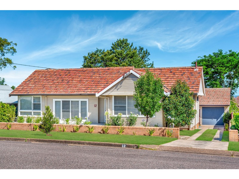 12 Pearson Street, Rutherford NSW 2320