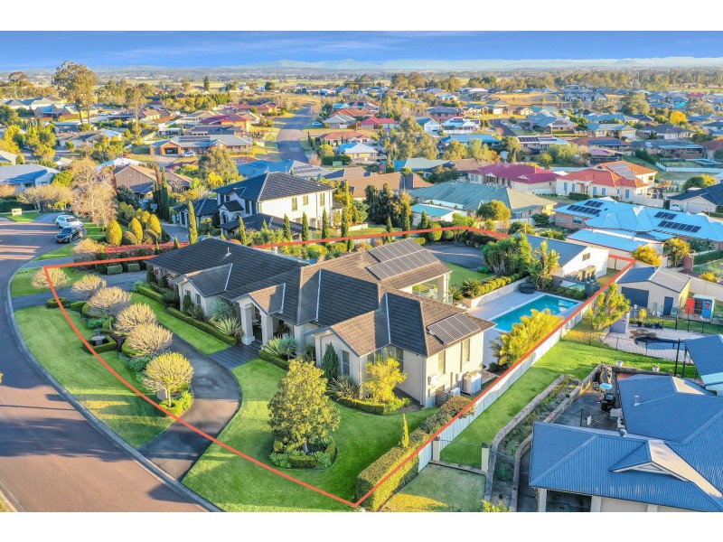 6 Gardenia Close, Bolwarra Heights NSW 2320