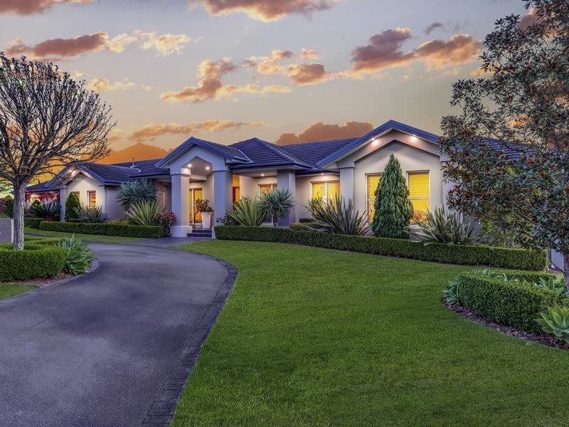 6 Gardenia Close, Bolwarra Heights NSW 2320