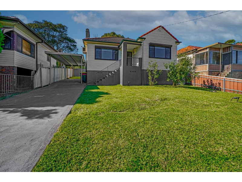 9 Angus Avenue, Waratah West NSW 2298