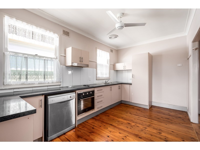 28 Weblands Street, Rutherford NSW 2320