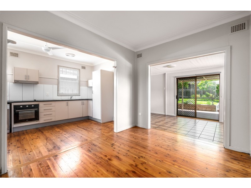 28 Weblands Street, Rutherford NSW 2320