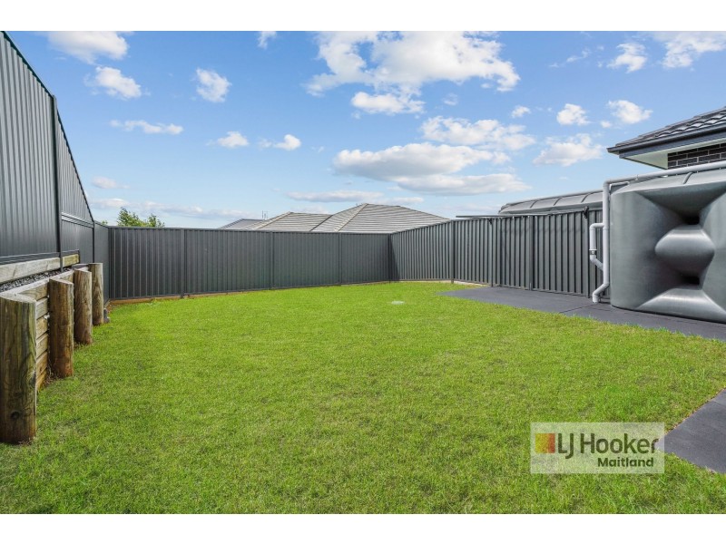 11 Beryl Drive, Rutherford NSW 2320