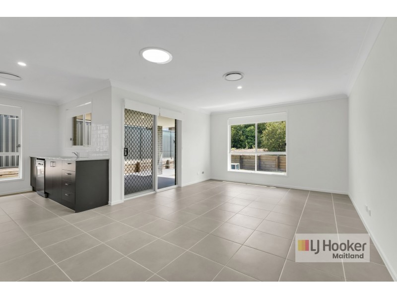 11 Tourmaline Drive, Rutherford NSW 2320