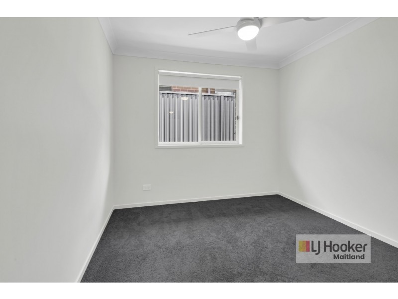 11 Tourmaline Drive, Rutherford NSW 2320