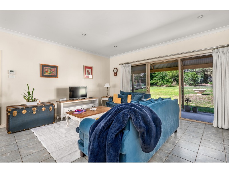 14 Cypress Grove, Aberglasslyn NSW 2320
