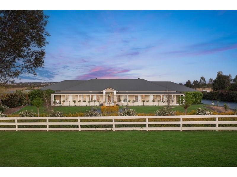 11 Lomandra Place, Windella NSW 2320