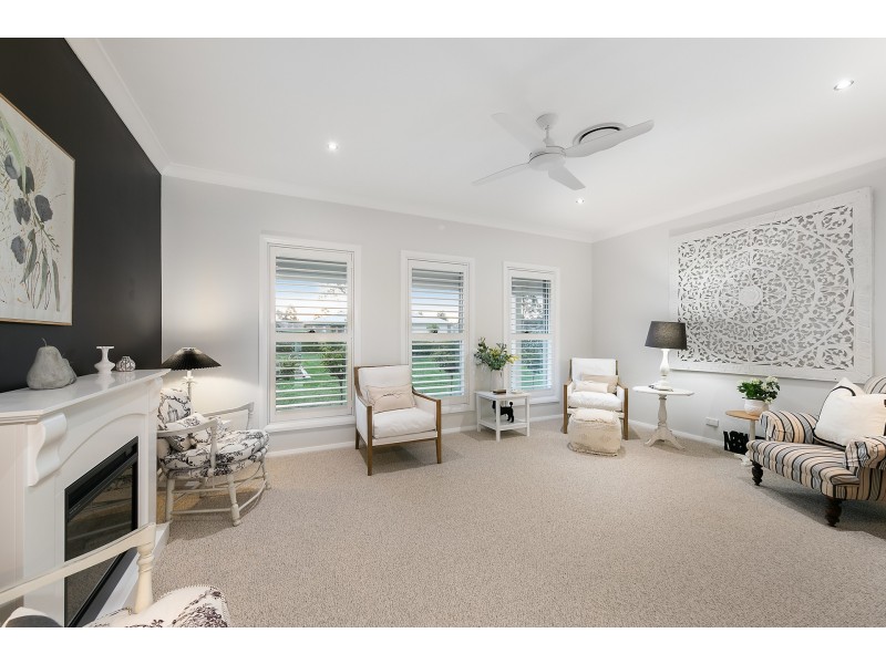 11 Lomandra Place, Windella NSW 2320