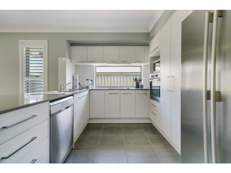 29 Golden Whistler Avenue, Aberglasslyn NSW 2320