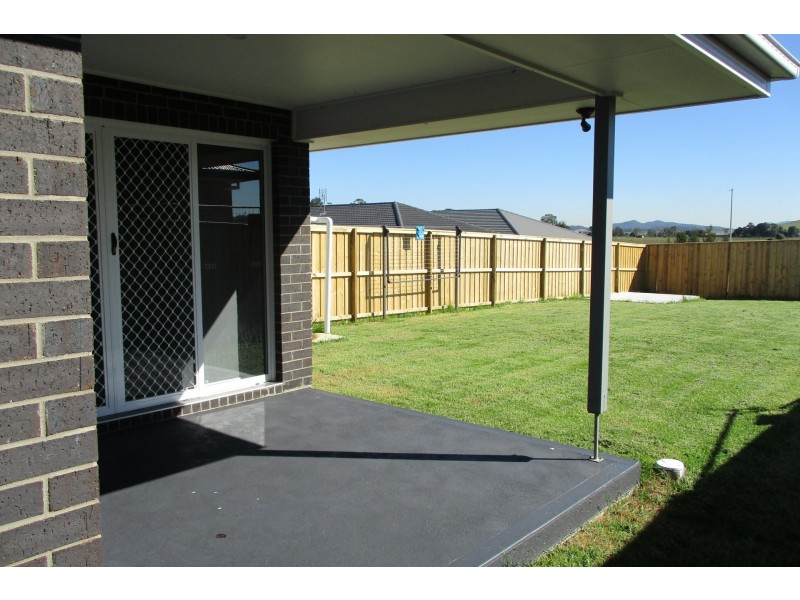 58 Plover Circuit, Aberglasslyn NSW 2320