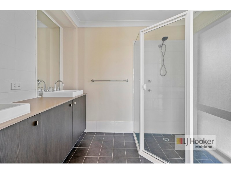 2 Southwell Avenue, Raworth NSW 2321