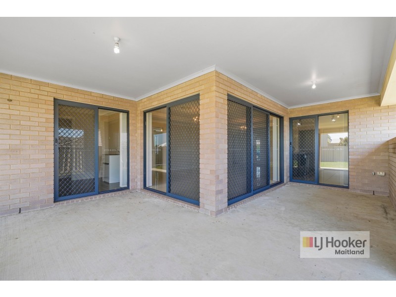 2 Southwell Avenue, Raworth NSW 2321