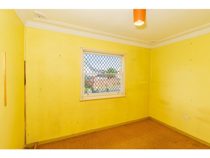 12 Goldingham Street, Tenambit NSW 2323