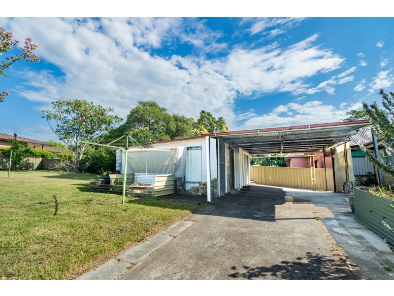 12 Goldingham Street, Tenambit NSW 2323