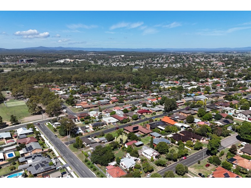 12 Goldingham Street, Tenambit NSW 2323