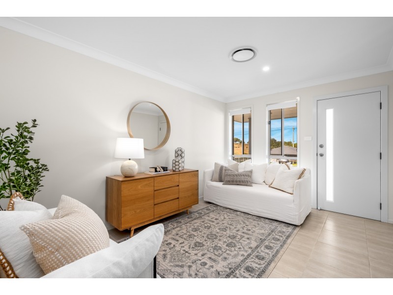 2/45 Camelia Street, Gillieston Heights NSW 2321