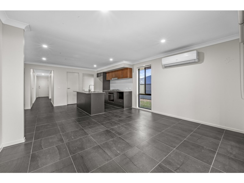 6 Tanzanite Street, Rutherford NSW 2320