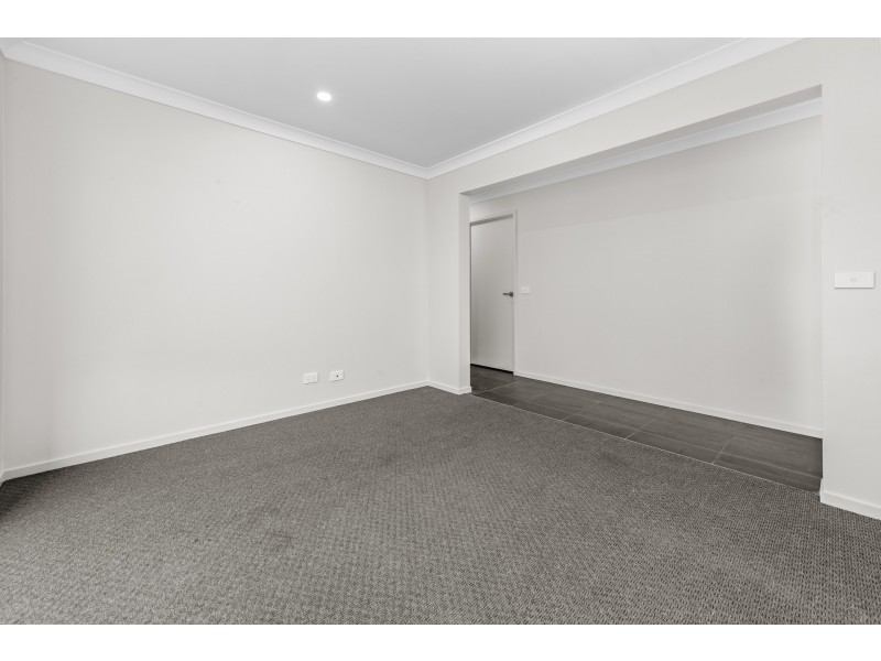 6 Tanzanite Street, Rutherford NSW 2320