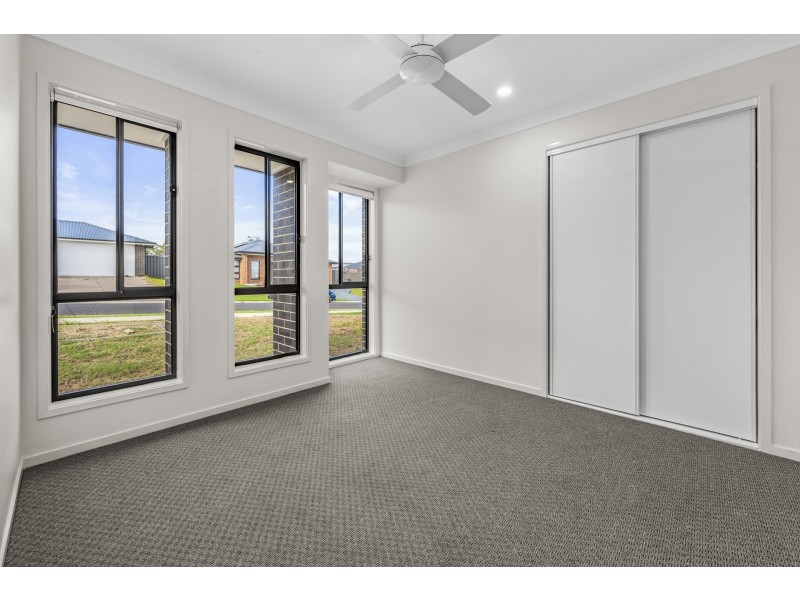 6 Tanzanite Street, Rutherford NSW 2320