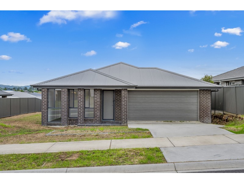 6 Tanzanite Street, Rutherford NSW 2320