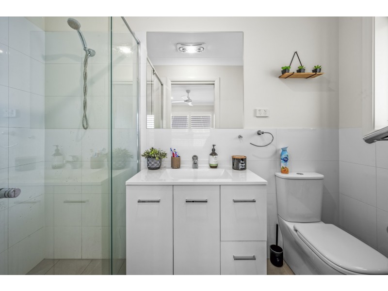 6 & 6a Ellesmere Street, Thornton NSW 2322