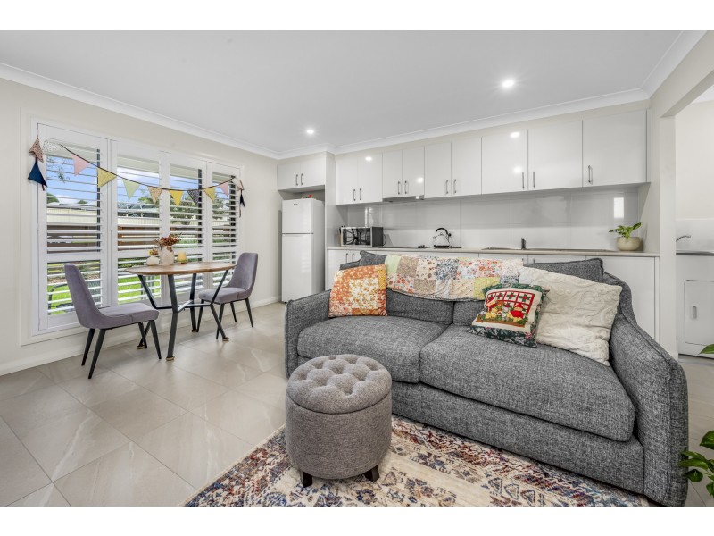 6 & 6a Ellesmere Street, Thornton NSW 2322