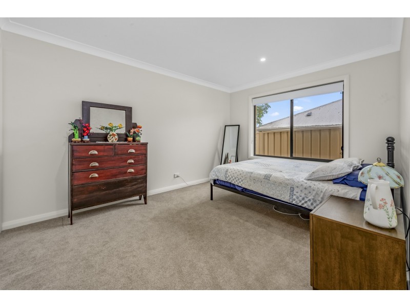6 & 6a Ellesmere Street, Thornton NSW 2322