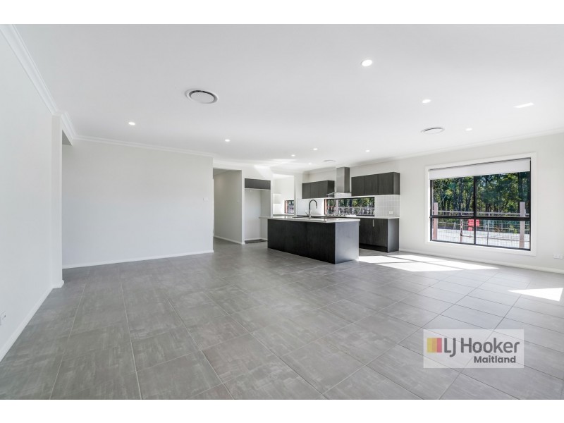 15 Kedwell Loop, North Rothbury NSW 2335