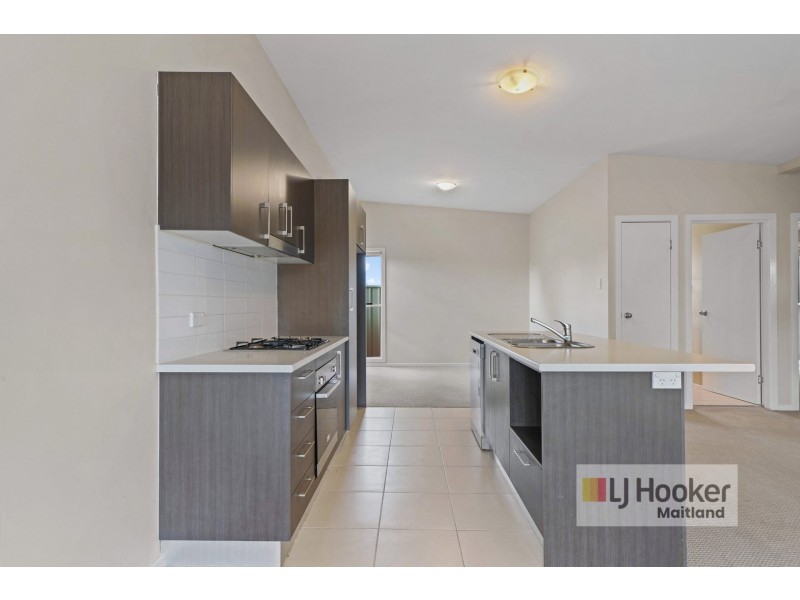 2/24 Carroll Avenue, Cessnock NSW 2325