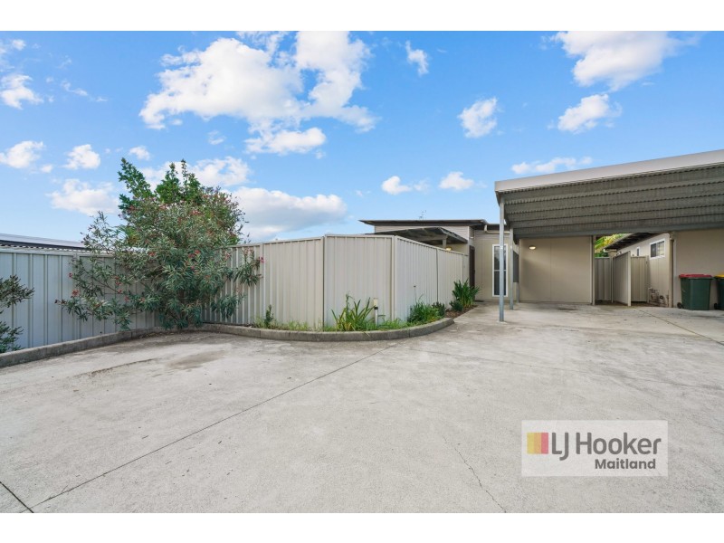 2/24 Carroll Avenue, Cessnock NSW 2325